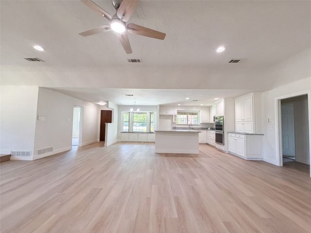 2283 N Holland Road, Mansfield, TX 76063