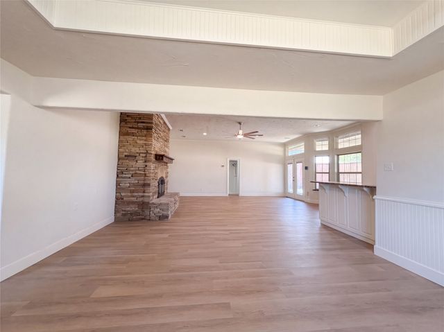2283 N Holland Road, Mansfield, TX 76063