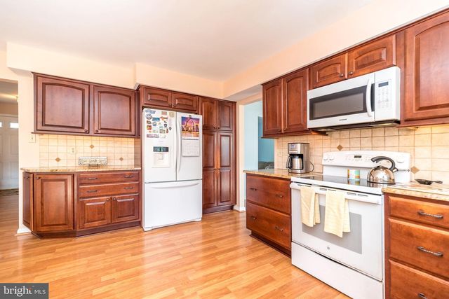 140 ELIO CIR, Royersford, PA 19468