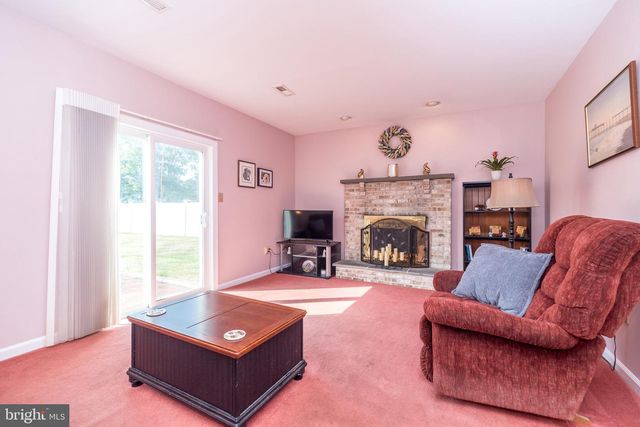 140 ELIO CIR, Royersford, PA 19468
