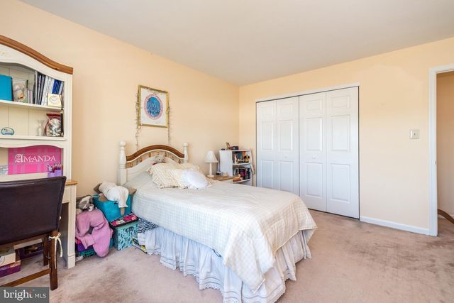 140 ELIO CIR, Royersford, PA 19468