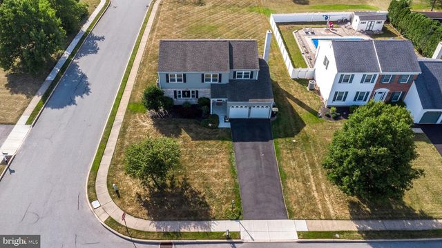 140 ELIO CIR, Royersford, PA 19468