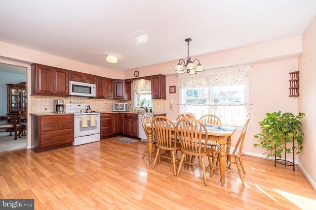 140 ELIO CIR, Royersford, PA 19468