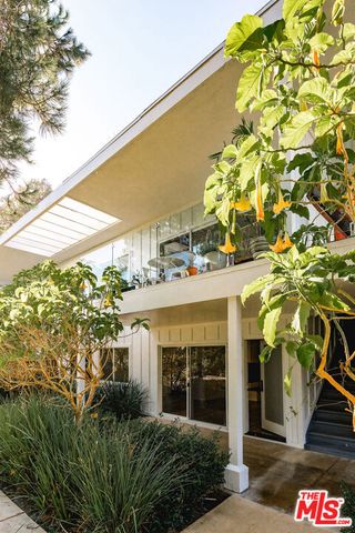 6467 Sycamore Meadows Drive, Malibu, CA 90265