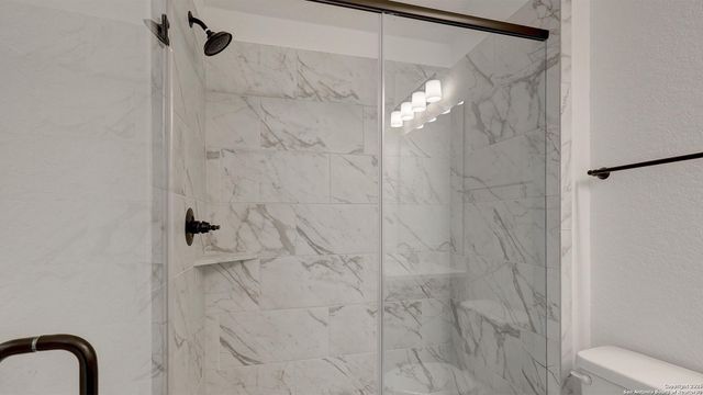 229 Hidalgo, Boerne, TX 78006