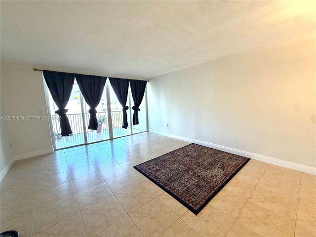 1660 NE 191st Street 406-1, Miami, FL 33179