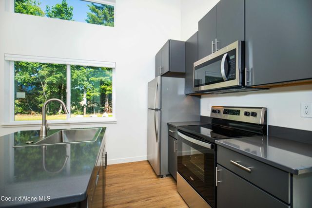 1608 Cedar ST, Sandpoint, ID 83864