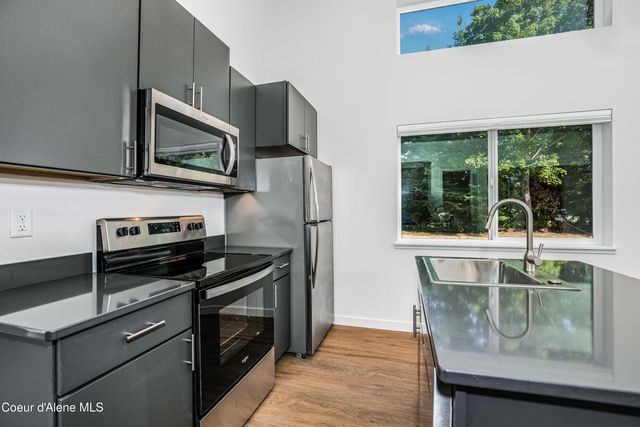 1608 Cedar ST, Sandpoint, ID 83864