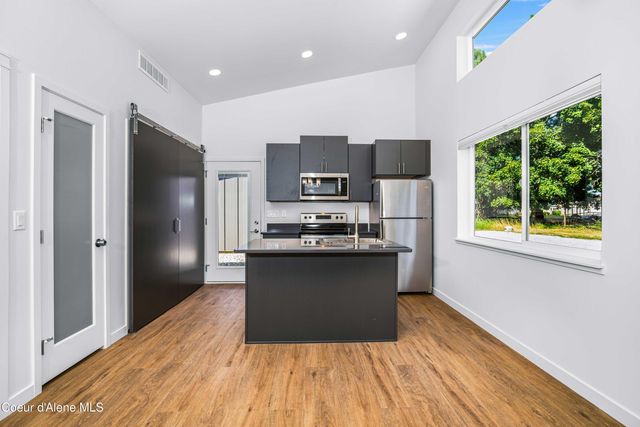 1608 Cedar ST, Sandpoint, ID 83864