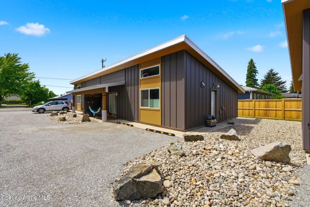 1608 Cedar ST, Sandpoint, ID 83864