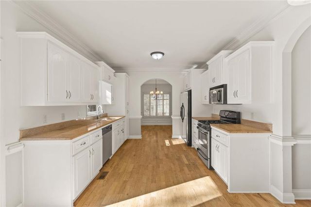 236 S Mountain Brooke Way, Ball Ground, GA 30107