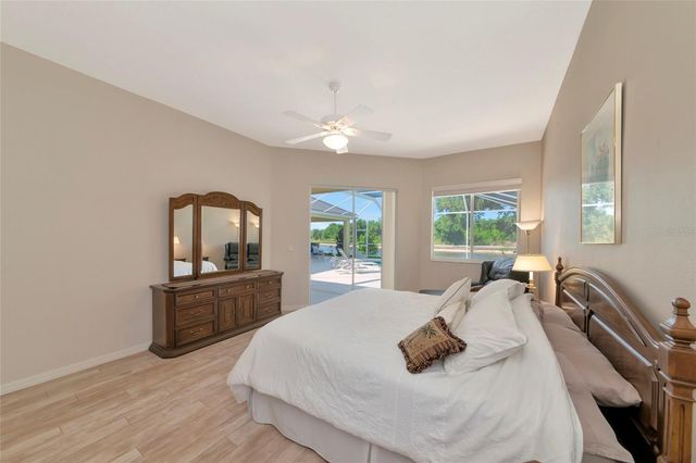 4956 BRIDGEHAMPTON BOULEVARD, Sarasota, FL 34238