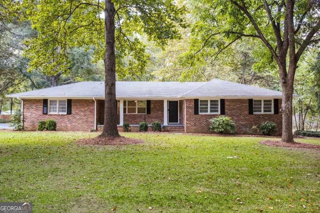 1186 ROBERT HARDEMAN Road, Winterville, GA 30683