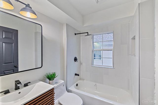 1627 Jonathan Avenue, Cincinnati, OH 45207