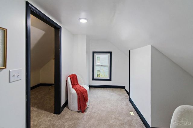 1627 Jonathan Avenue, Cincinnati, OH 45207