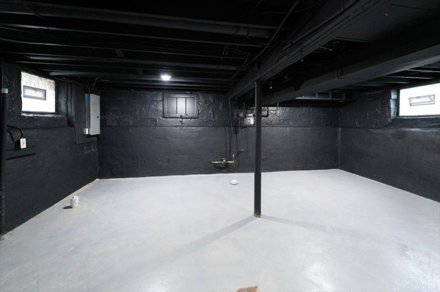 1627 Jonathan Avenue, Cincinnati, OH 45207