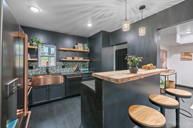 1627 Jonathan Avenue, Cincinnati, OH 45207