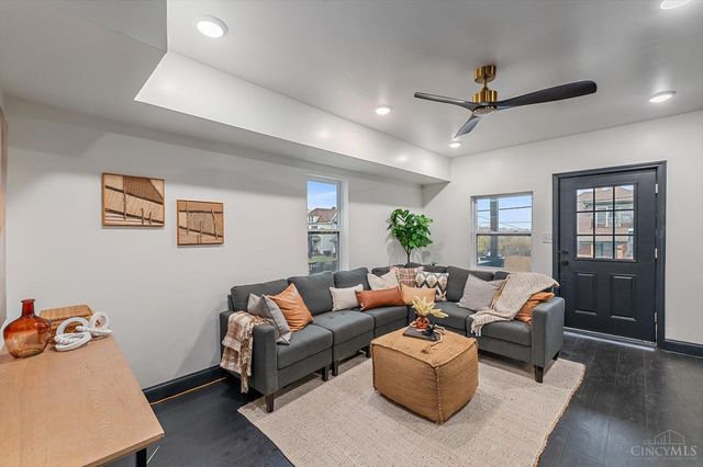 1627 Jonathan Avenue, Cincinnati, OH 45207