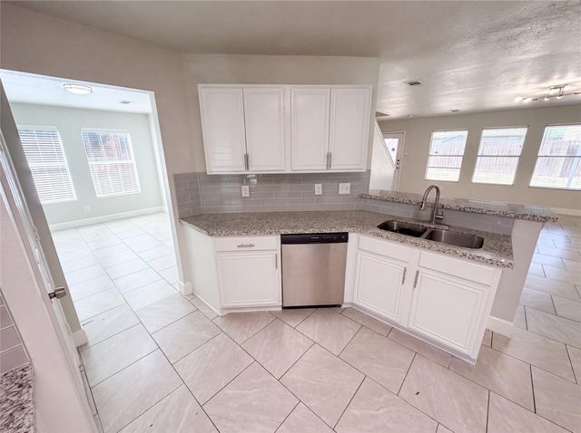 7327 Fox Hall Lane, Humble, TX 77338