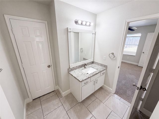 7327 Fox Hall Lane, Humble, TX 77338