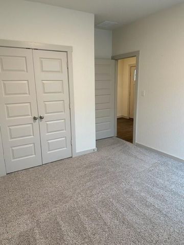 326 Big Sandy Creek DR, Hutto, TX 78634