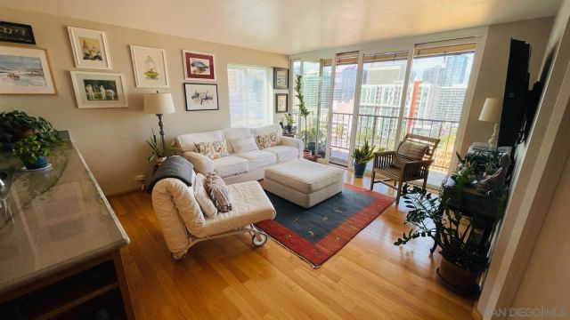 1514 7th Ave 501, San Diego, CA 92101