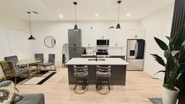 3549 Amos Street B, Houston, TX 77021