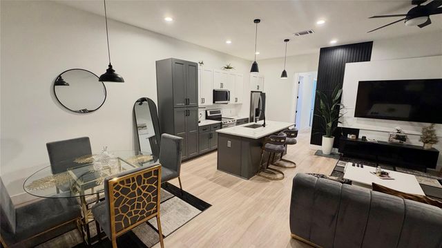 3549 Amos Street B, Houston, TX 77021