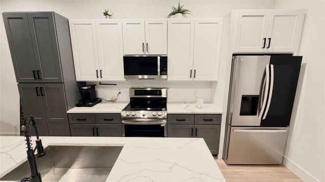 3549 Amos Street B, Houston, TX 77021