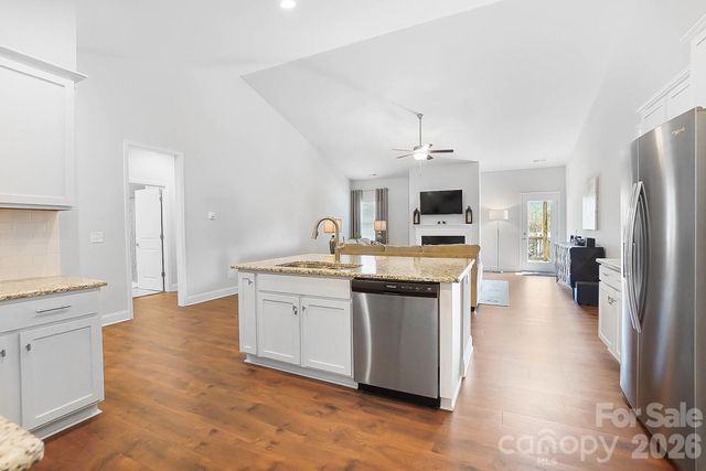 11812 Glenwood Drive, Locust, NC 28107