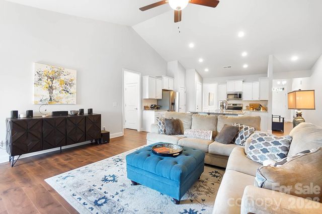 11812 Glenwood Drive, Locust, NC 28107