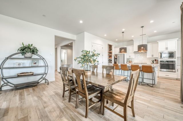 948 Beaver Pond, Madera, CA 93636