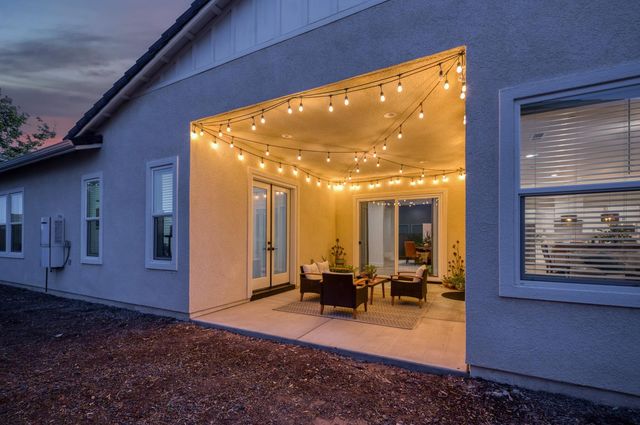948 Beaver Pond, Madera, CA 93636