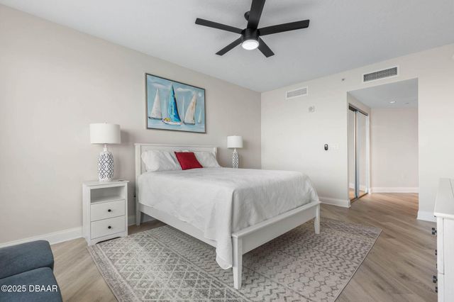 231 Riverside Dr Unit 902, Holly Hill, FL 32117