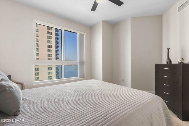 231 Riverside Dr Unit 902, Holly Hill, FL 32117