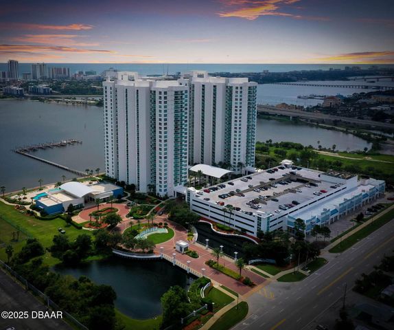 231 Riverside Dr Unit 902, Holly Hill, FL 32117