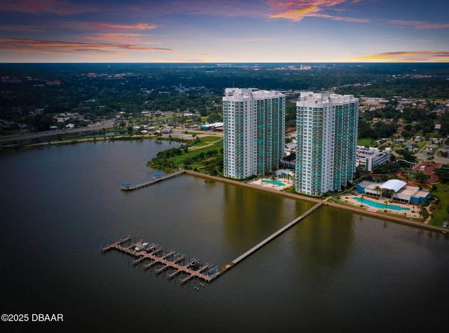 231 Riverside Dr Unit 902, Holly Hill, FL 32117