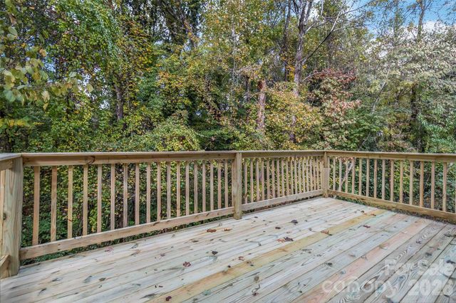 2557 Mulberry Pond Drive, Charlotte, NC 28208