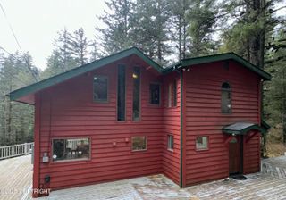 1537 Three Sisters Way, Kodiak, AK 99615