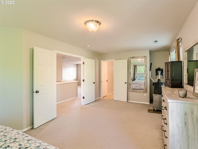 14094 Sw VIEWPOINT Ct, Portland, OR 97224