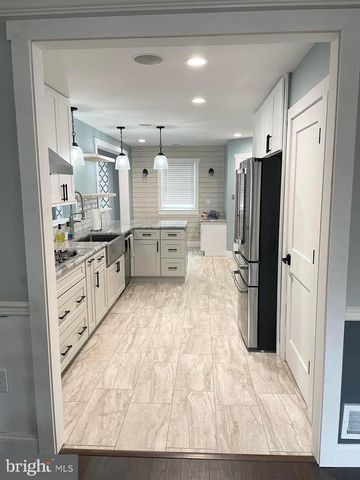 119 SAYBROOKE DR, Lititz, PA 17543