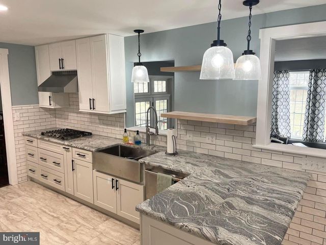 119 SAYBROOKE DR, Lititz, PA 17543