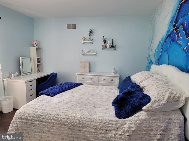 119 SAYBROOKE DR, Lititz, PA 17543