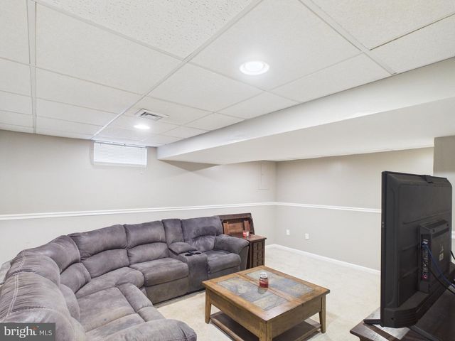 119 SAYBROOKE DR, Lititz, PA 17543