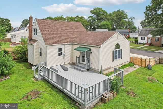 16 PARK DR, Bellmawr, NJ 08031