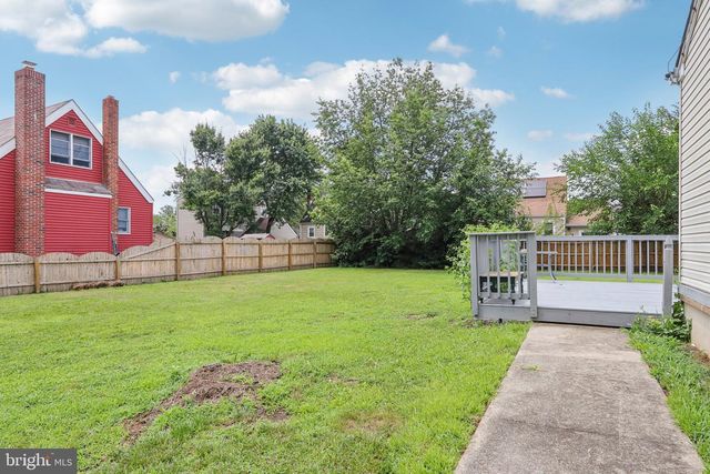 16 PARK DR, Bellmawr, NJ 08031