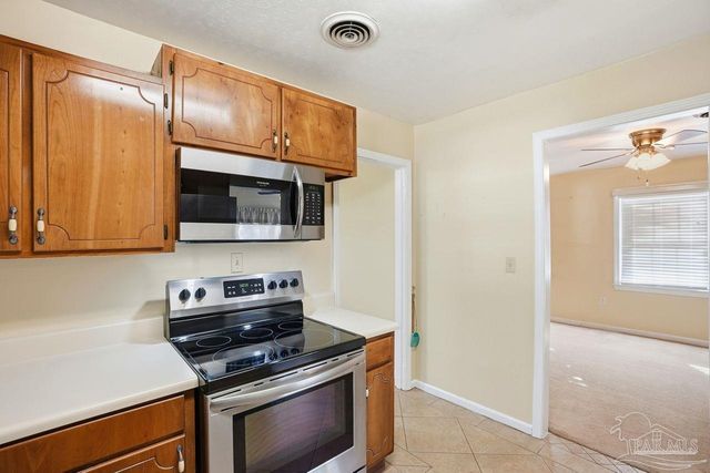 6444 Walnut St, Milton, FL 32570