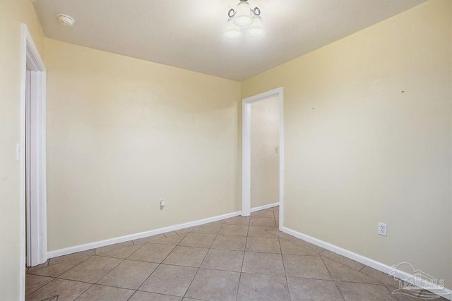 6444 Walnut St, Milton, FL 32570