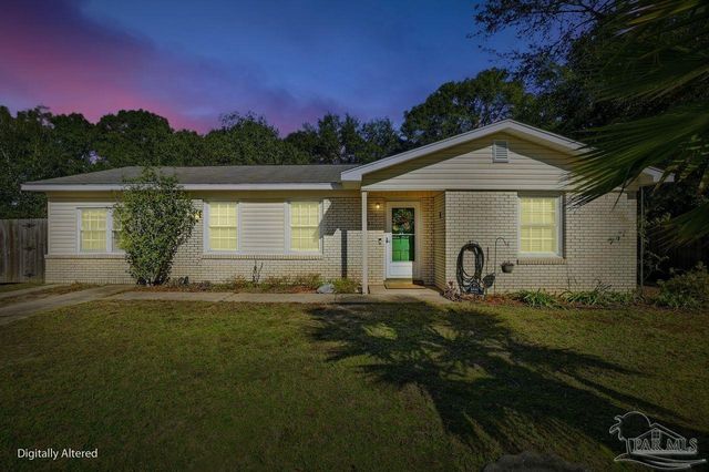 6444 Walnut St, Milton, FL 32570