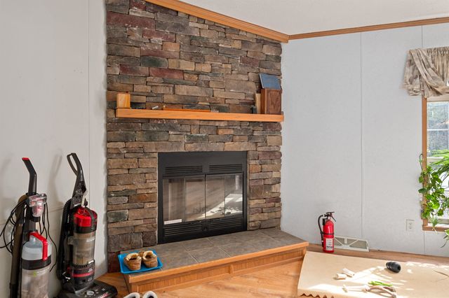 709 S Main Street, Franklin, NH 03235